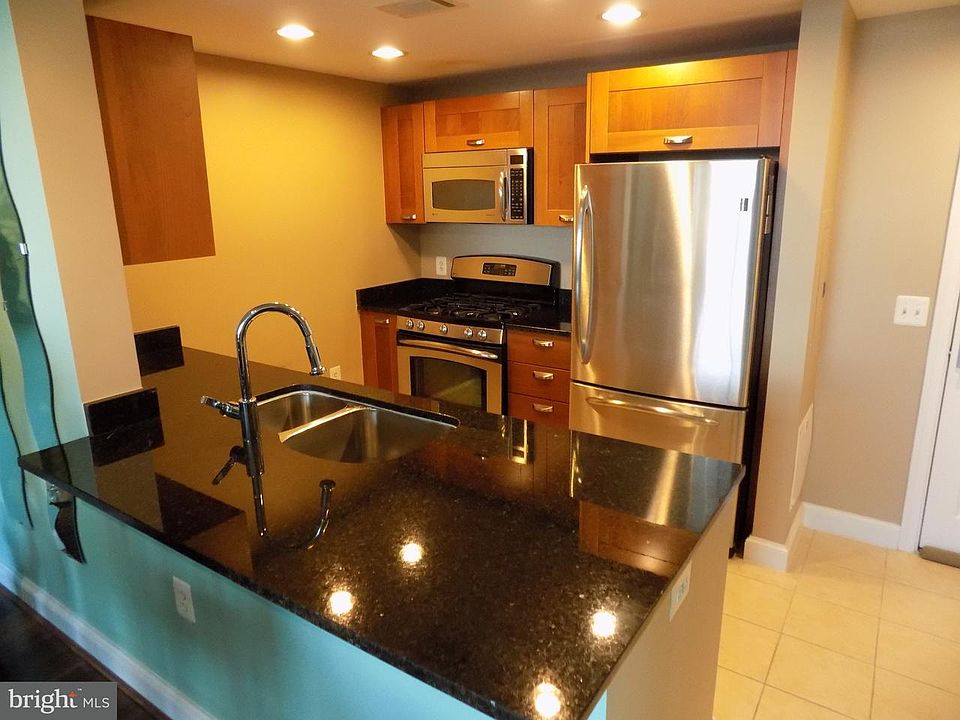 1st image of 2451 Midtown Ave #1025