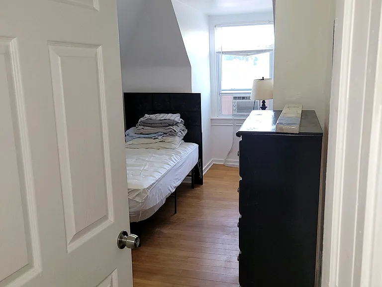 5439 Jackson St #2-1 — Photo 10