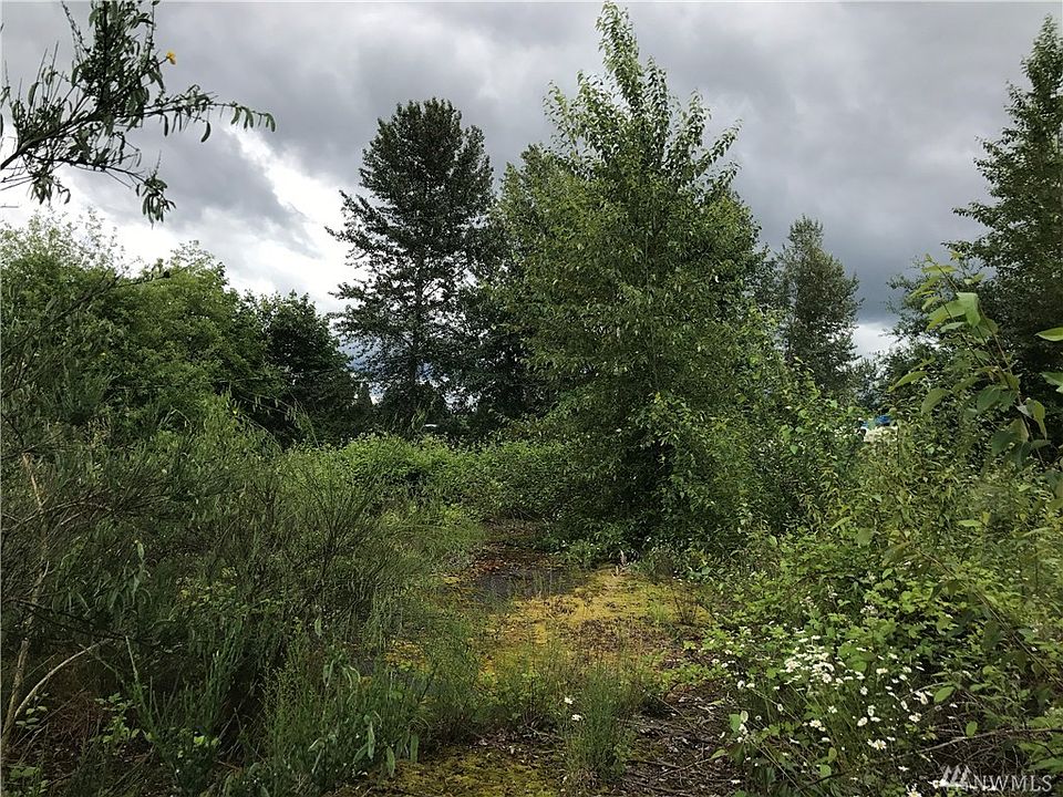 2nd image of 3102 64th St E
