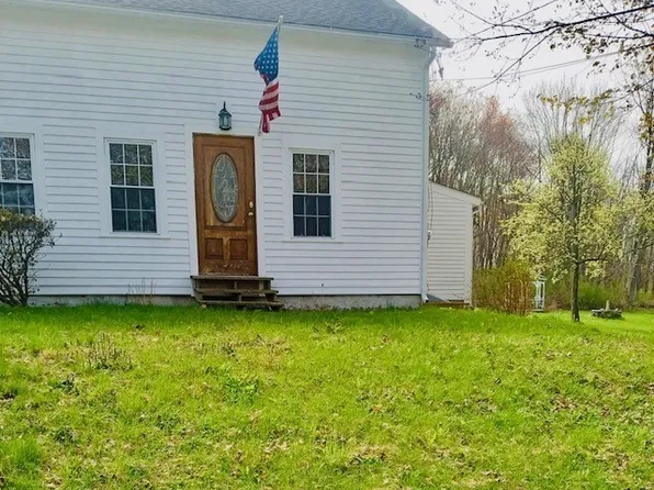 14 Sibley St, Grafton, MA 01519