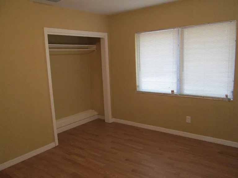707 N Oregon Ave — Photo 8
