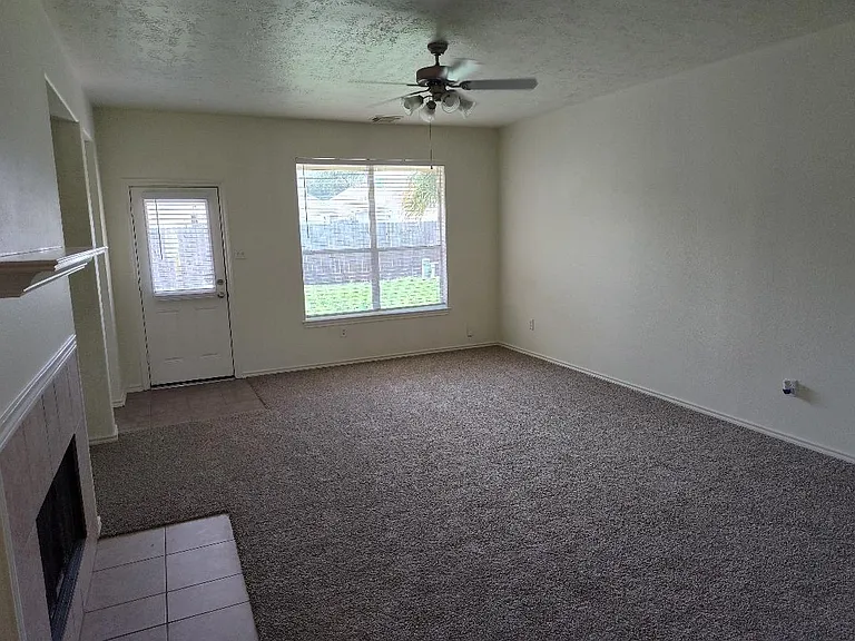 6327 Bonnie Chase Ln — Photo 13