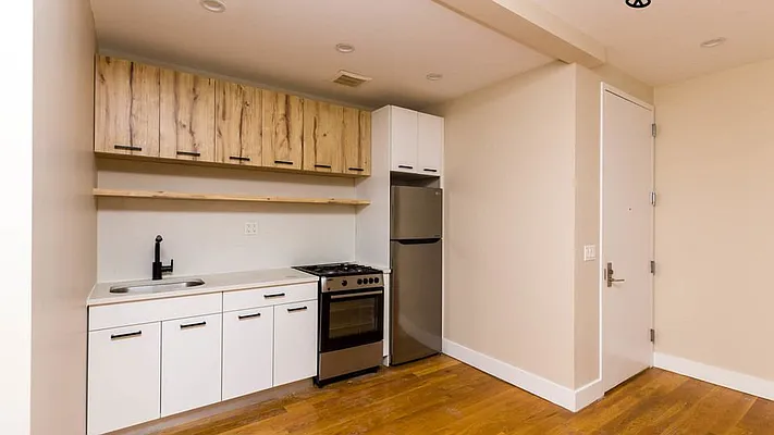 Rented by Nooklyn NYC LLC | media 1