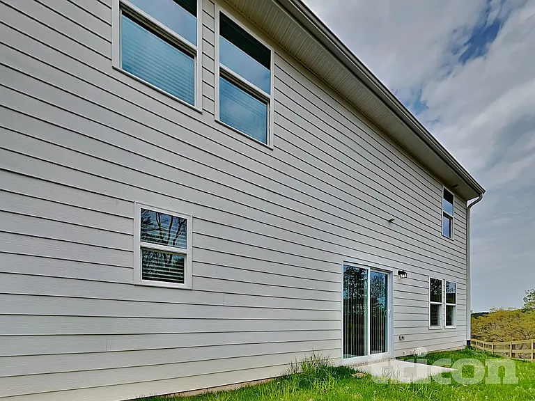 210 Coventry Ct — Photo 17