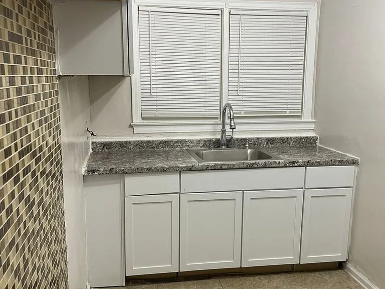 Detroit Luxury Living Apartments — Photo 15