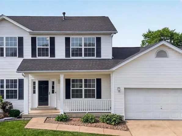 1435 Soaring Eagle Dr, O'Fallon, MO 63366