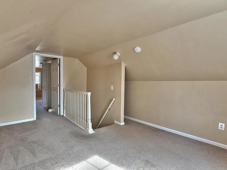 5633 Granada St — Photo 24