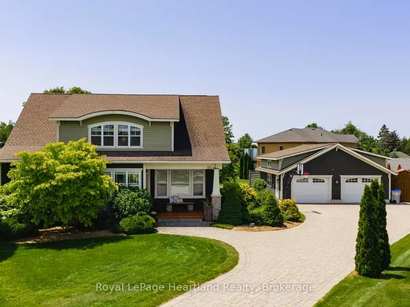 24 Thimbleweed Dr, Bluewater, ON N0M 1G0