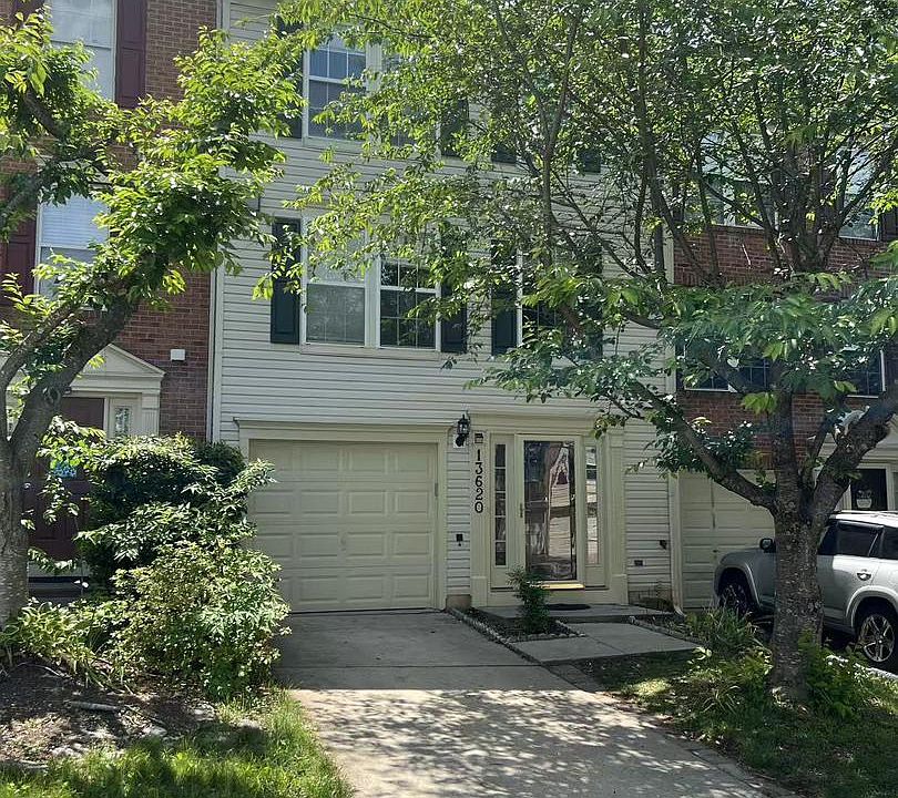 1st image of 13620 Palmetto Cir