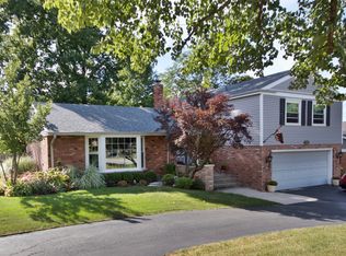 5612 Lawn Dr, Western Springs, IL