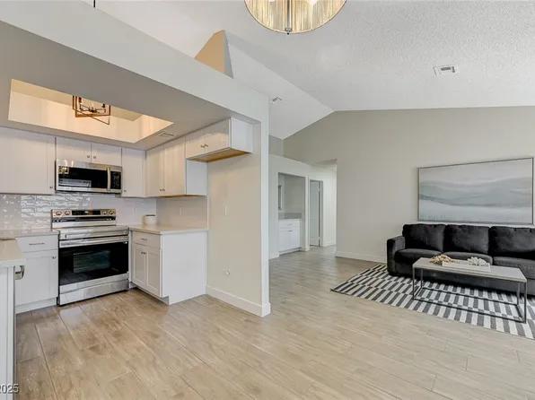 5420 Centurion Ct Unit 104, Whitney, NV 89122