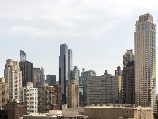 Sold by Sotheby's International Realty | media 5