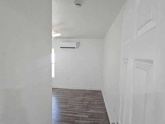 3rd image of 528 4th St NW
