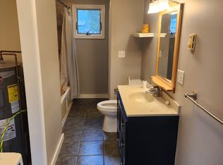 991 Anthony Rd, Portsmouth, RI 02871