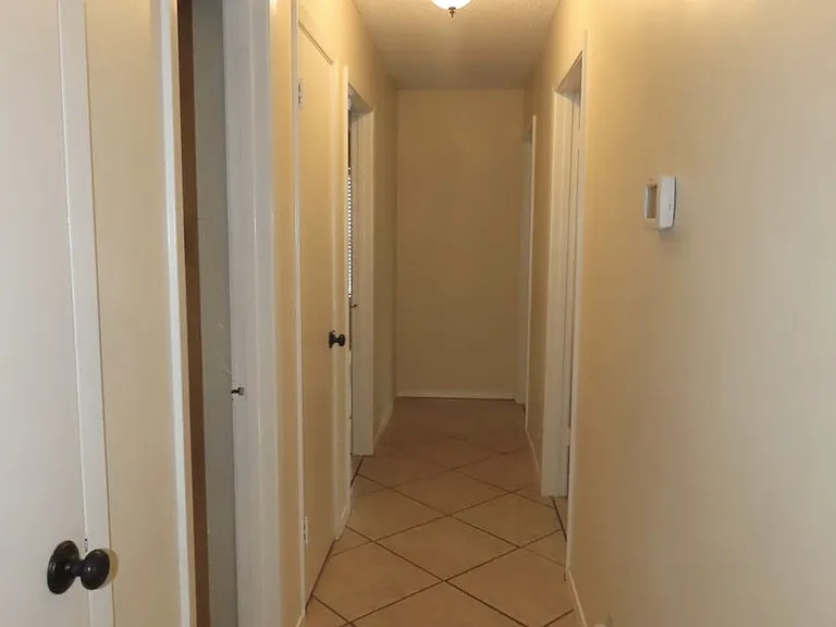 805 Corey Dr — Photo 13