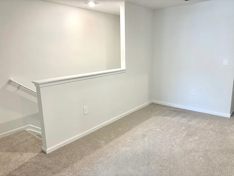 12949 SW Forli Way — Photo 8