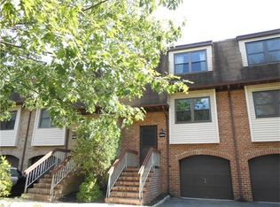 6103 N Oaks Blvd, North Brunswick, NJ 08902