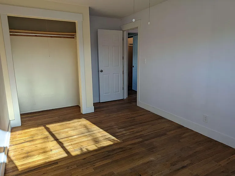 244 N 800 E — Photo 18