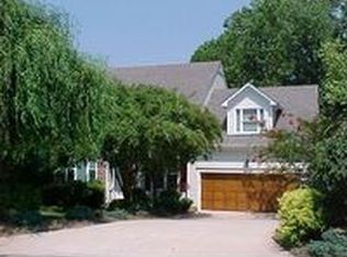 916 Benfield Dr, Greensboro, NC 27410