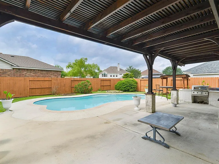 15707 Sandisfield Ln — Photo 3