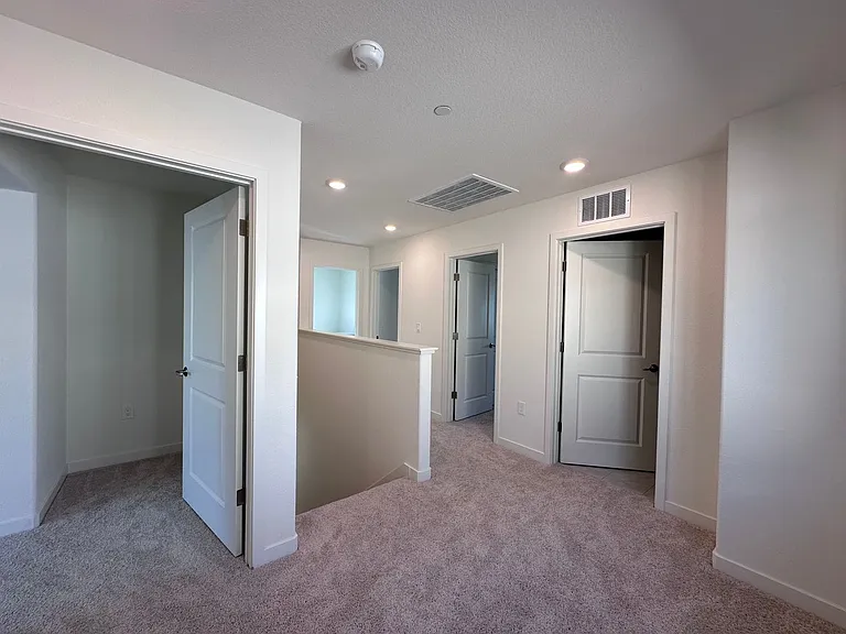 3396 Shaker Way — Photo 21