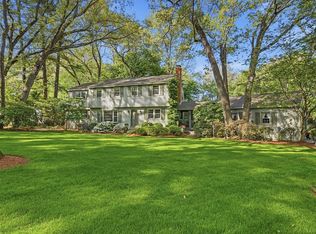 26 Ideal Ave, Chelmsford, MA 01824