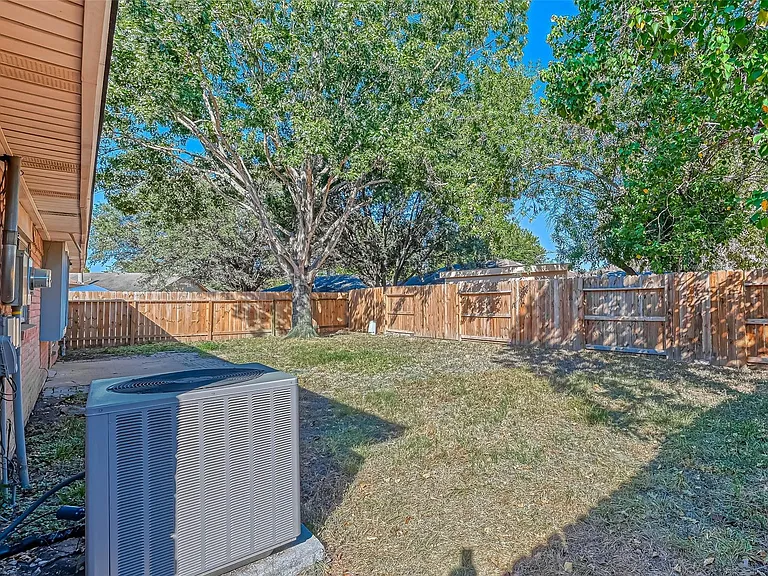 24130 Silversmith Ln — Photo 31