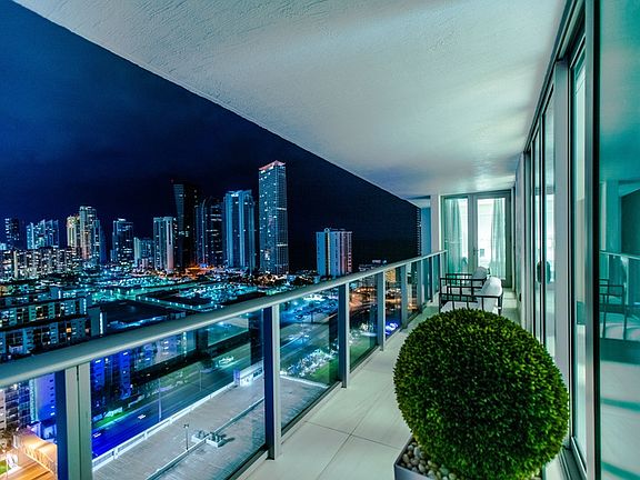 2nd image of 300330 Sunny Isles Blvd #4-2407