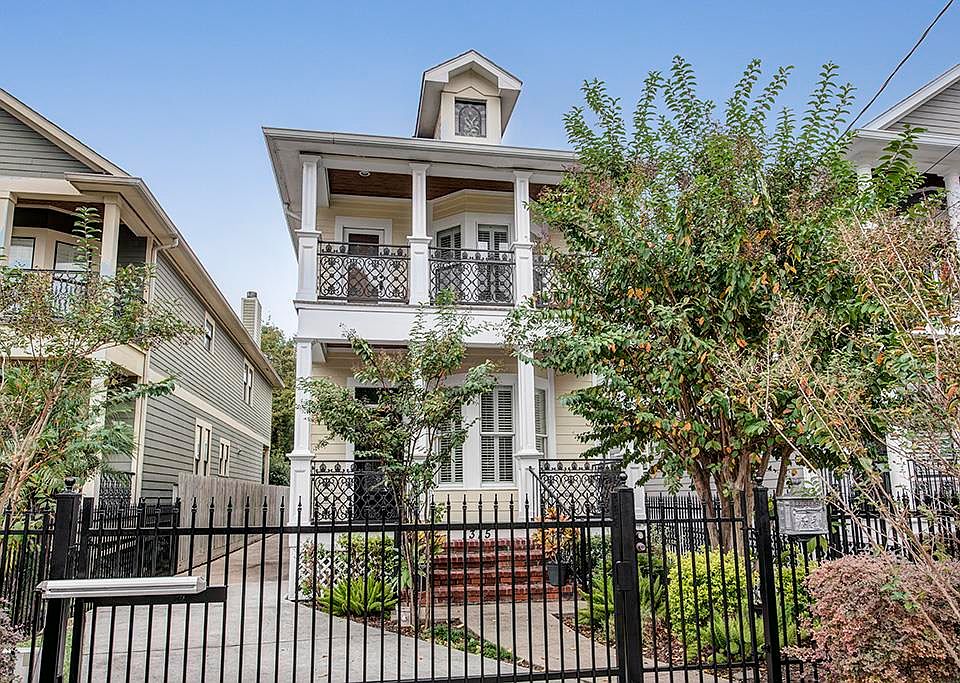1st image of 1315 W 22nd St