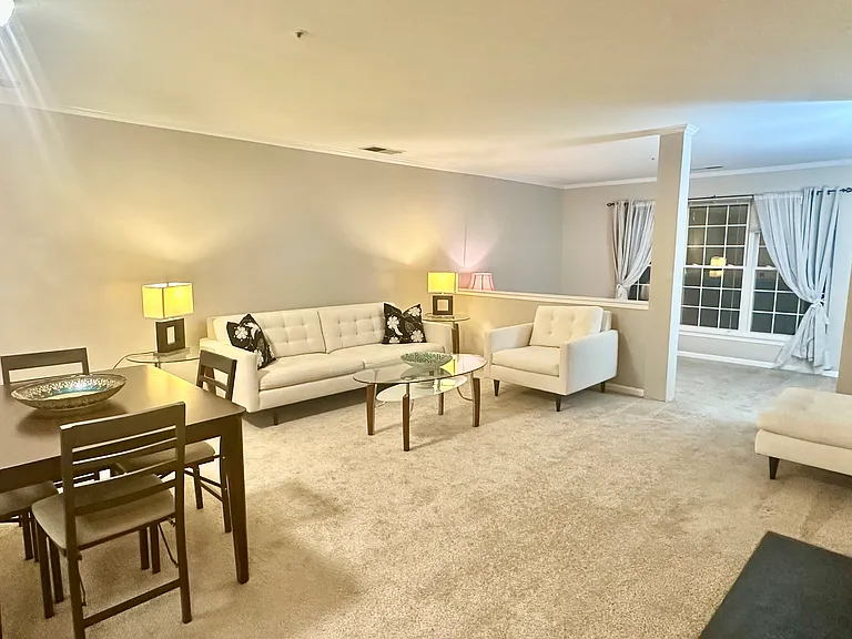 244 S Reynolds St #306 — Photo 40