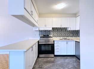 696 Saint Clair Ave W #304, Toronto, ON M6C 1B1