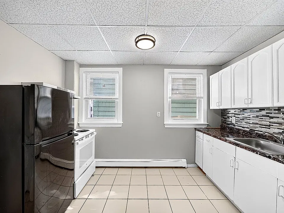 54 Shirley Ave #3