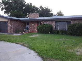 1505 S Country Club Cir, Carlsbad, NM 88220