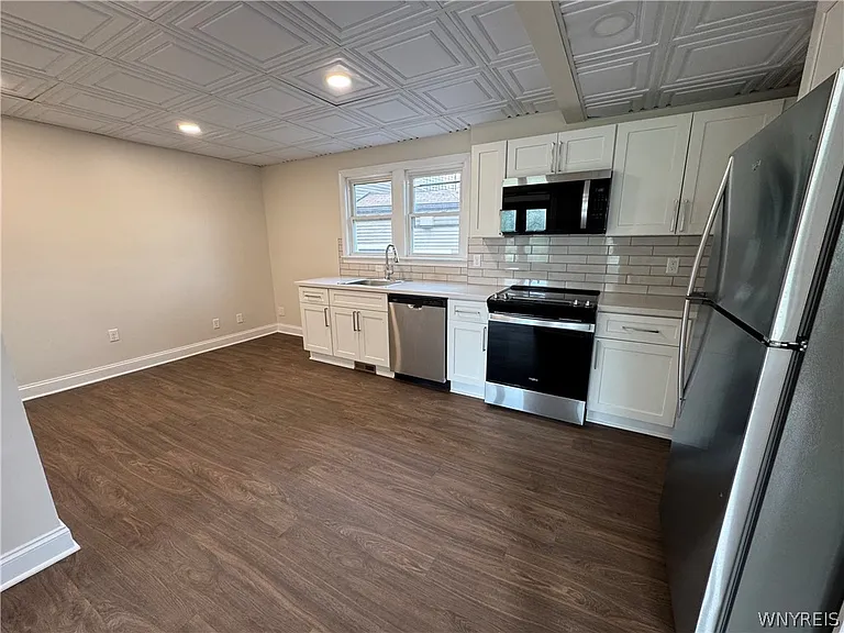 2 Agassiz Cir #A — Photo 7