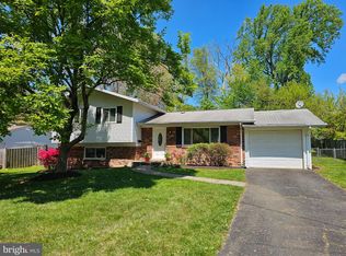 7808 Kalorama Rd, Annandale, VA 22003