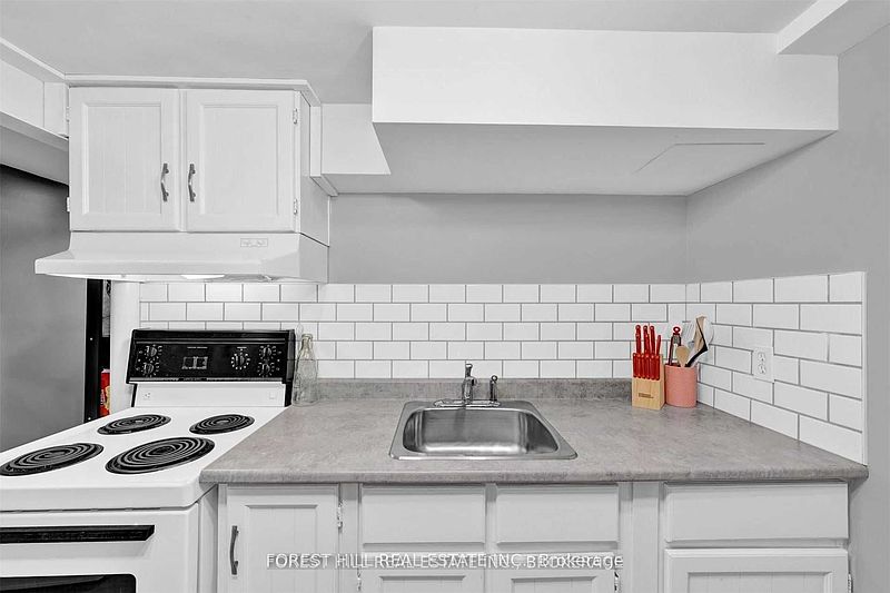 Toronto House for rent - 2 Bedrooms — photo 13