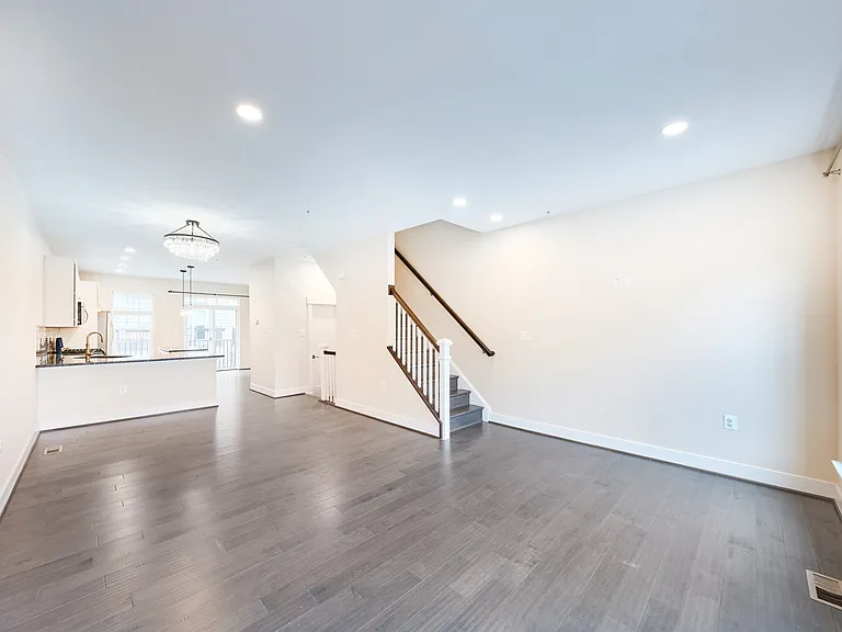 256 Bluemont Branch Ter SE — Photo 90
