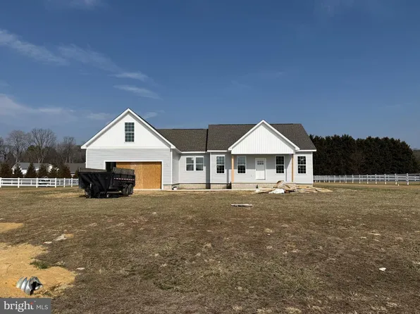 4466 Mayflower Ln, Seaford, DE 19973