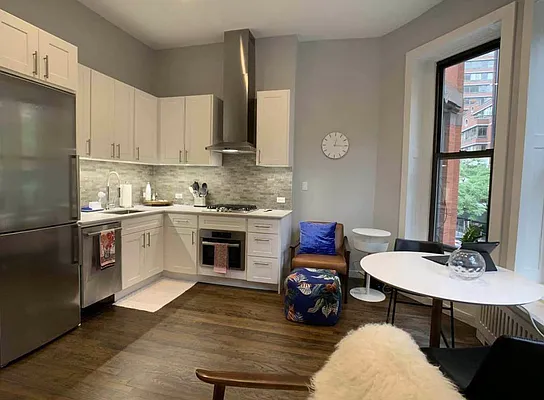 Rented by Tourma Realty LLC | media 22