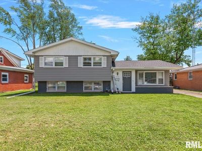 2128 Blackhawk Rd, Springfield, IL, 62702
