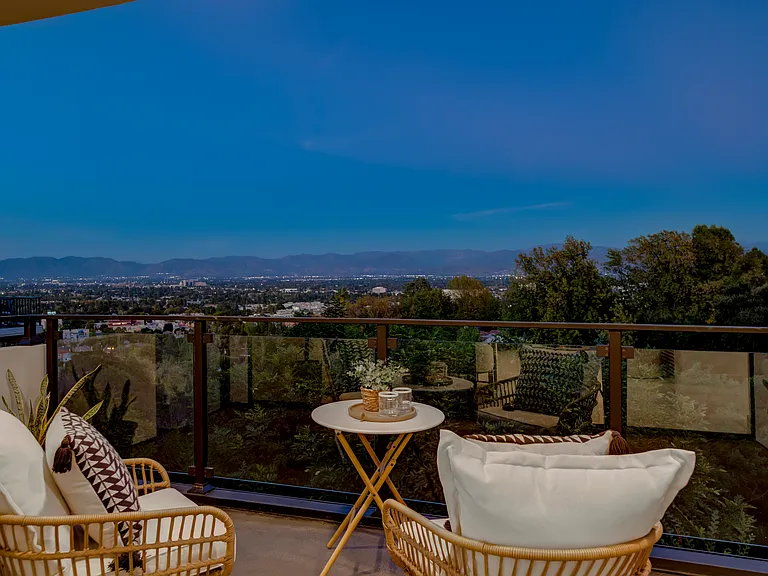15125 Rayneta Dr — Photo 78