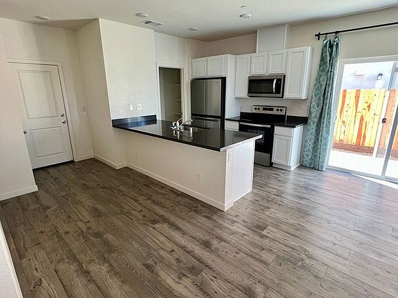 4th image of 5744 Molino Cir
