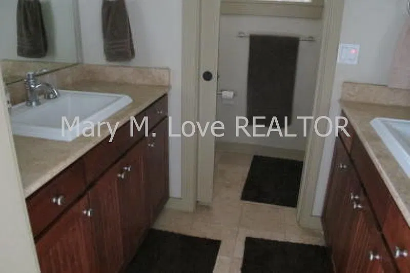 2 bed, 1081 sqft, $3,500 — Photo 1