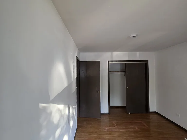 1525 Norway Ln #1B — Photo 10