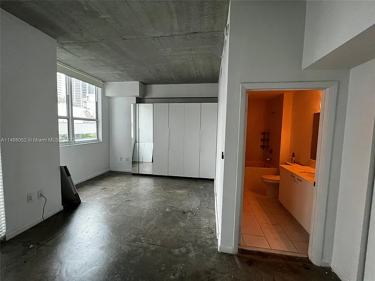 109 NE 2nd Ave #17 — Photo 12