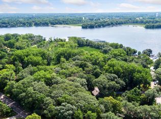 Hobe Ct N, Saint Paul, MN 55110