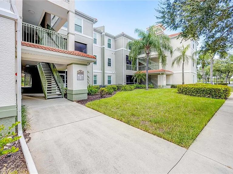 23500 Walden Center Dr #206 — Photo 34