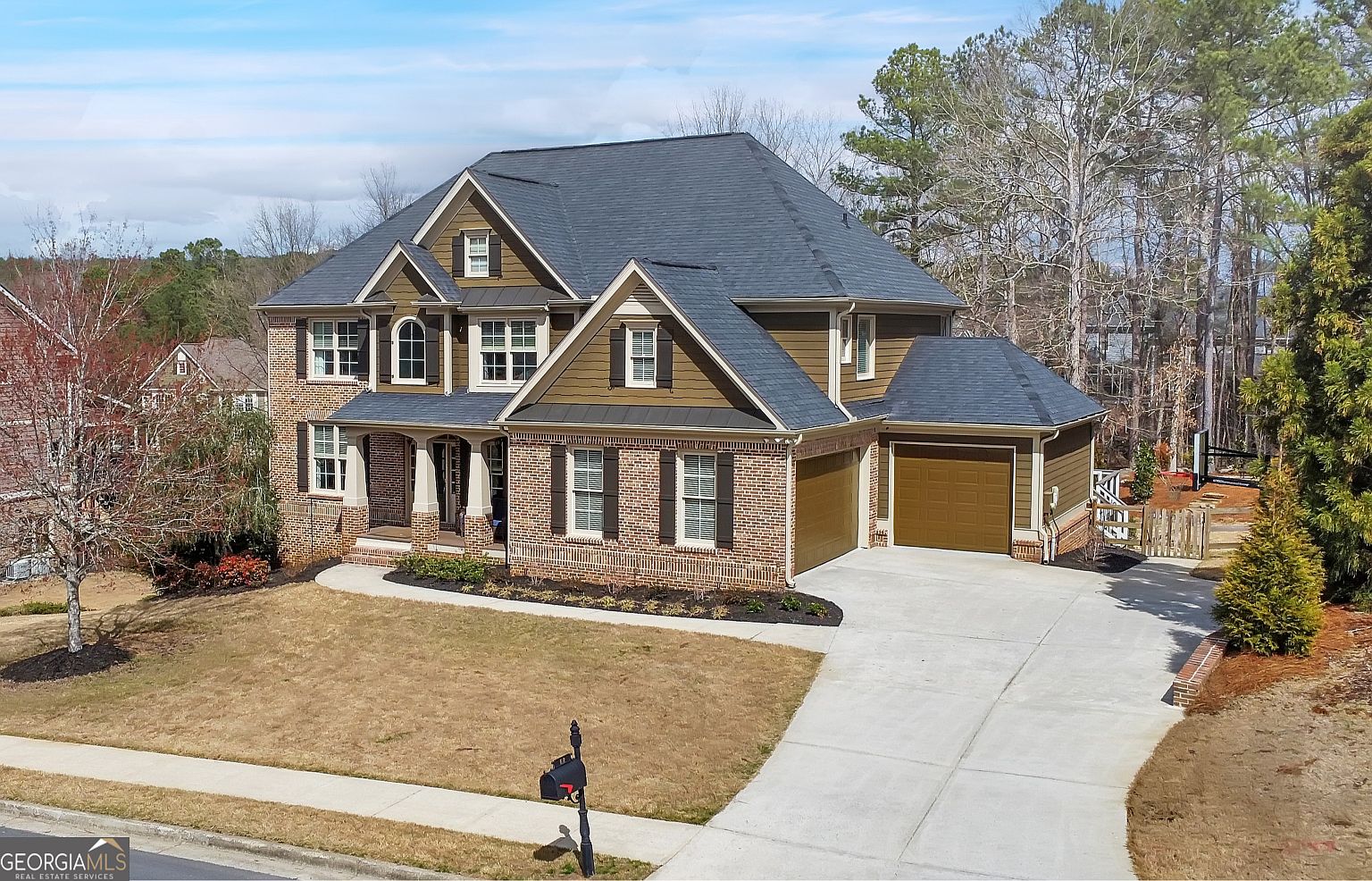 62 Applewood Ln