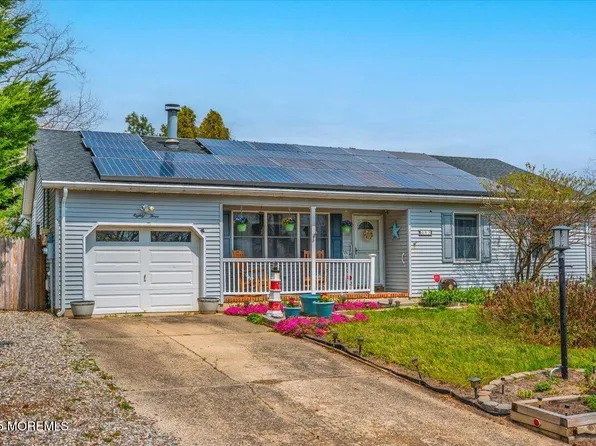 83 Oak Leaf Drive, Little Egg Harbor, NJ 08087