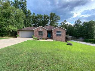 272 Mae St, Huntsville, AR 72740